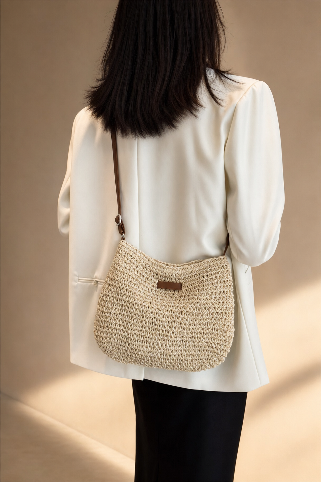 COLOR:beige