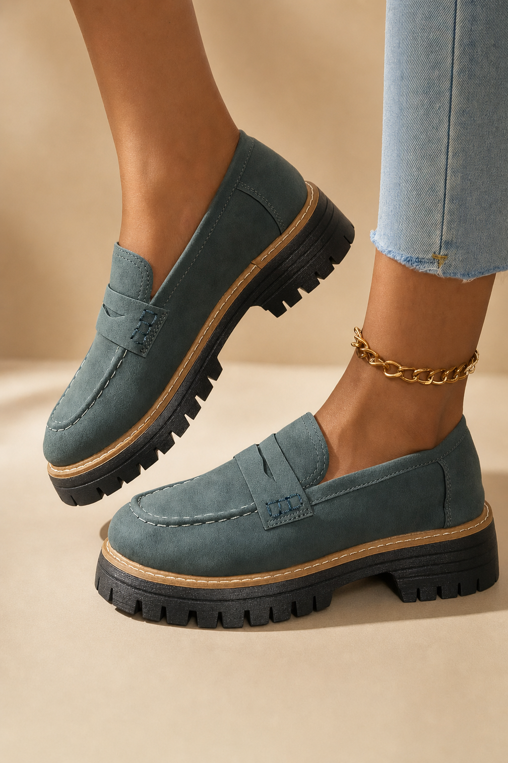 COLOR:green